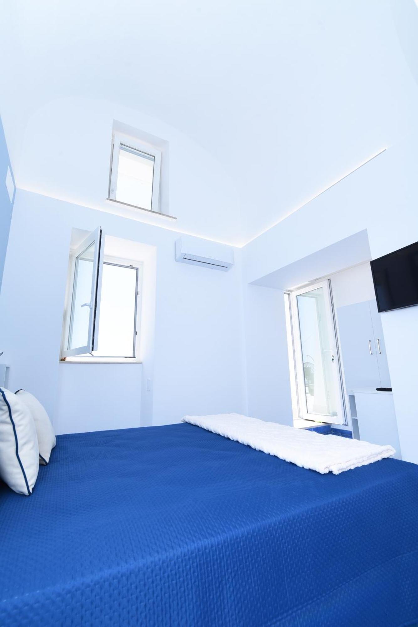 B&B Blue View Фуроре Екстериор снимка
