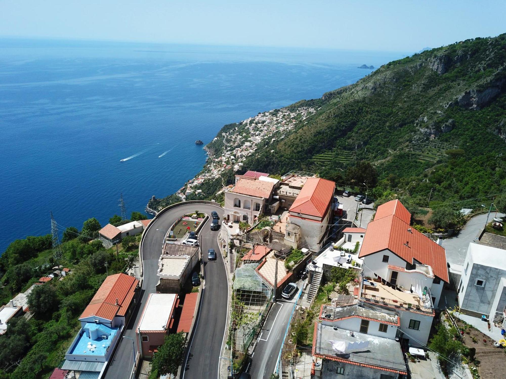 B&B Blue View Фуроре Екстериор снимка