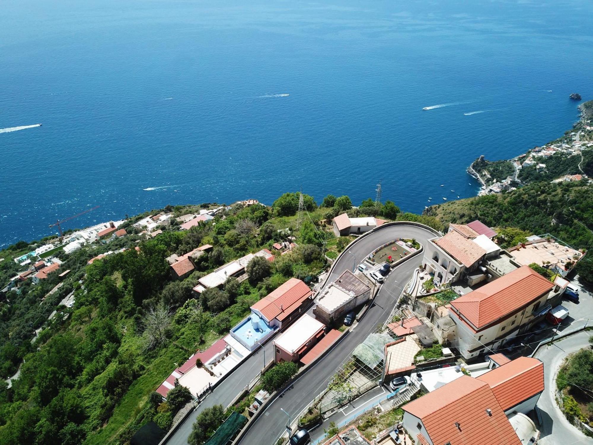 B&B Blue View Фуроре Екстериор снимка